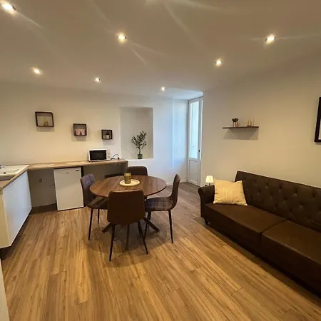 Apartment Le Refuge Boheme Avec Clim, Balcon Et Parking *